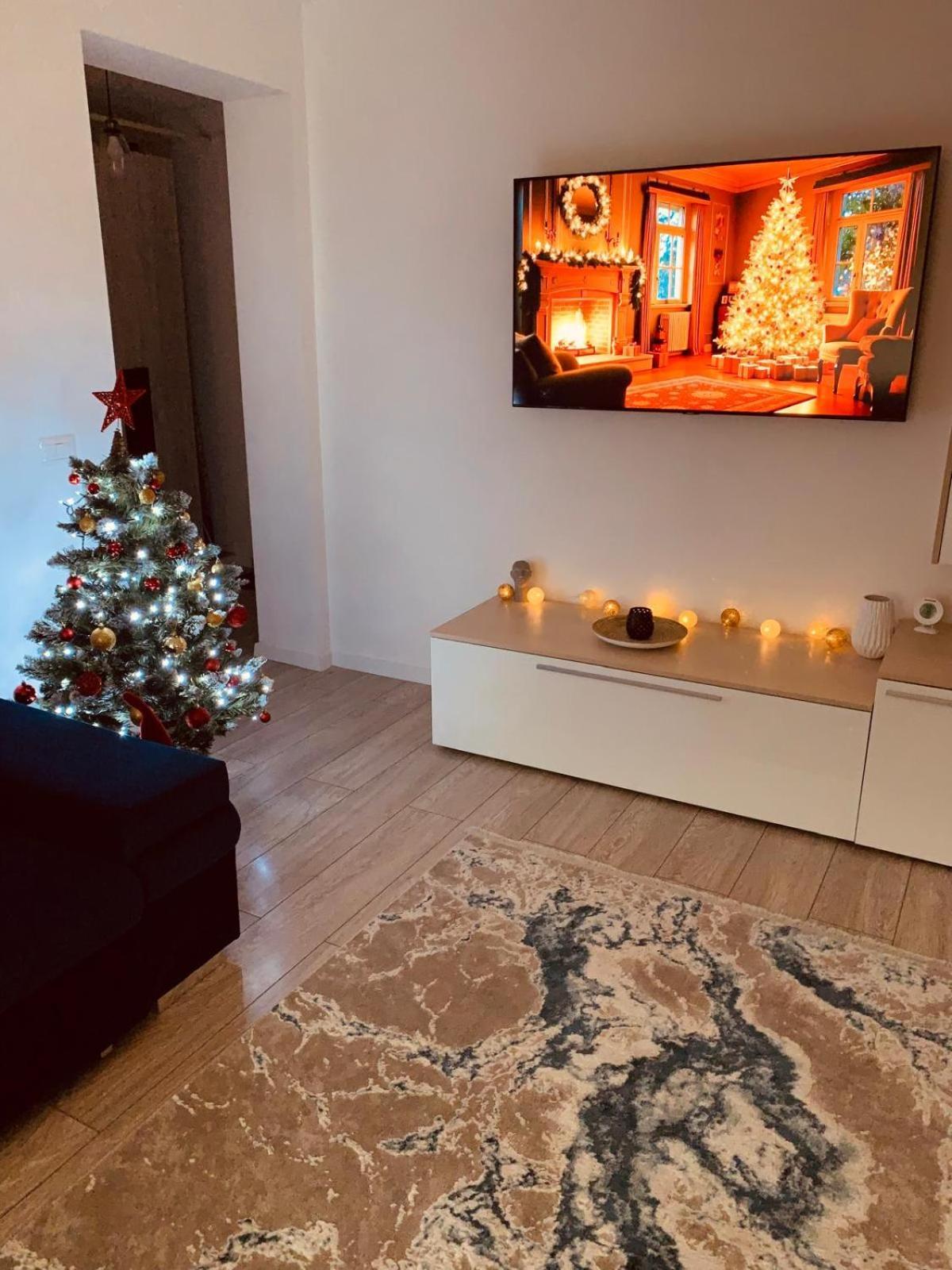 Rose Apartment بياترا نام المظهر الخارجي الصورة
